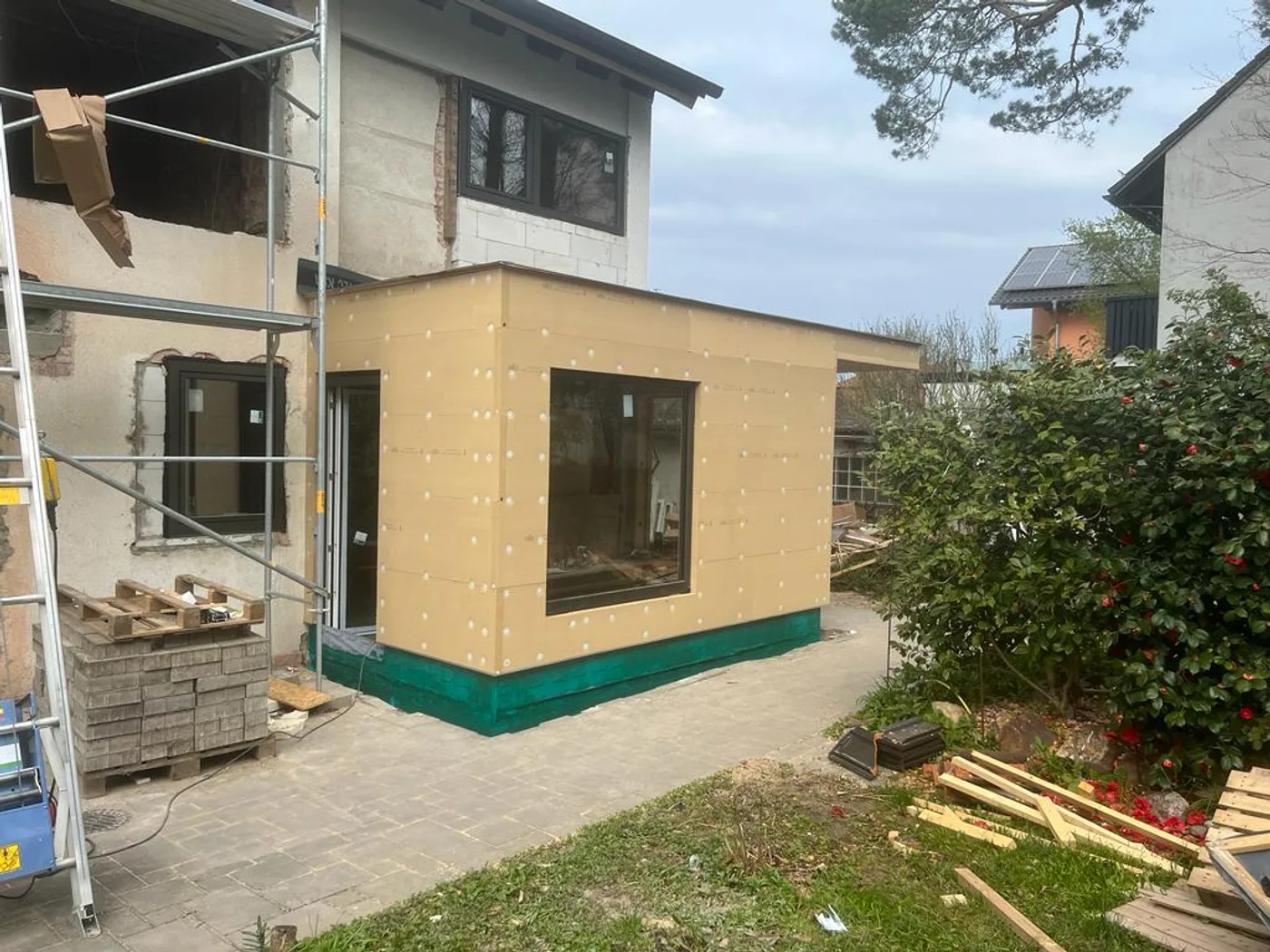 Holzrahmen-Anbau mit Dämmung von Holzbau Oberlerchner in Gelnhausen